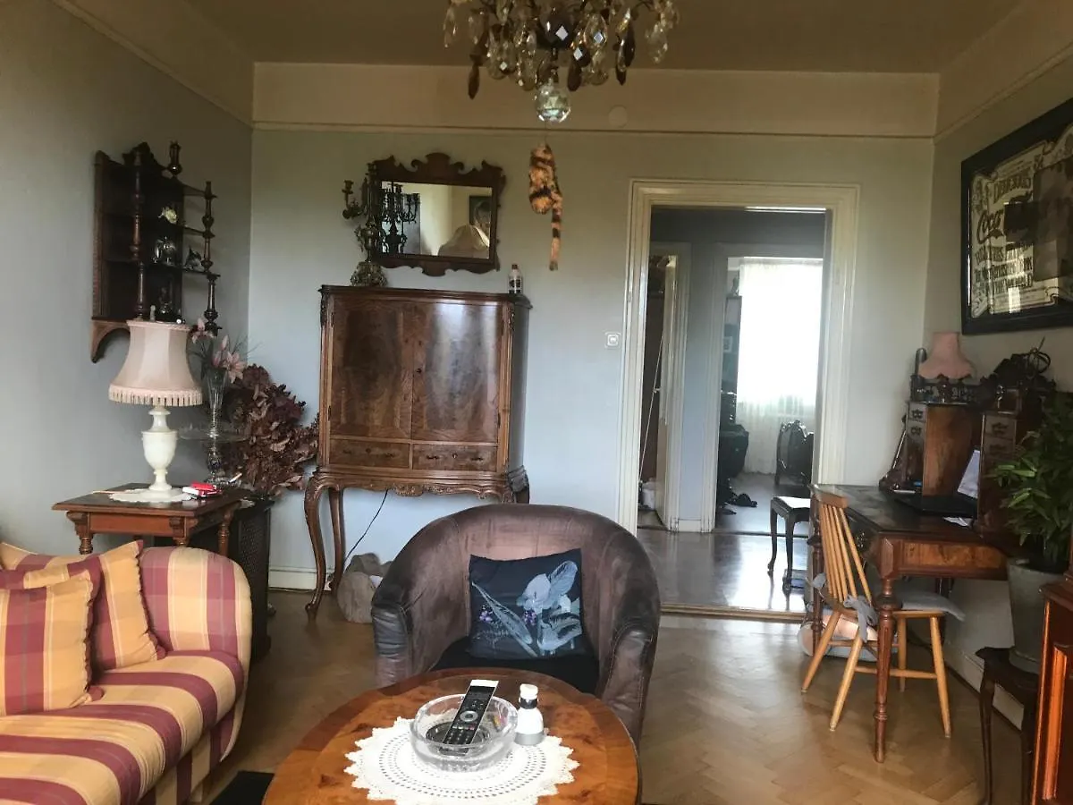 Cosy B&B-Well Located- Directly At Globen Ericsson Stockholm Bed & Breakfast