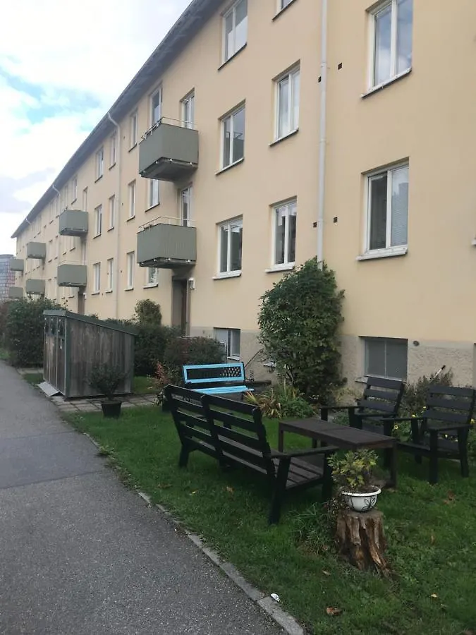 Cosy B&B-Well Located- Directly At Globen Ericsson Stockholm