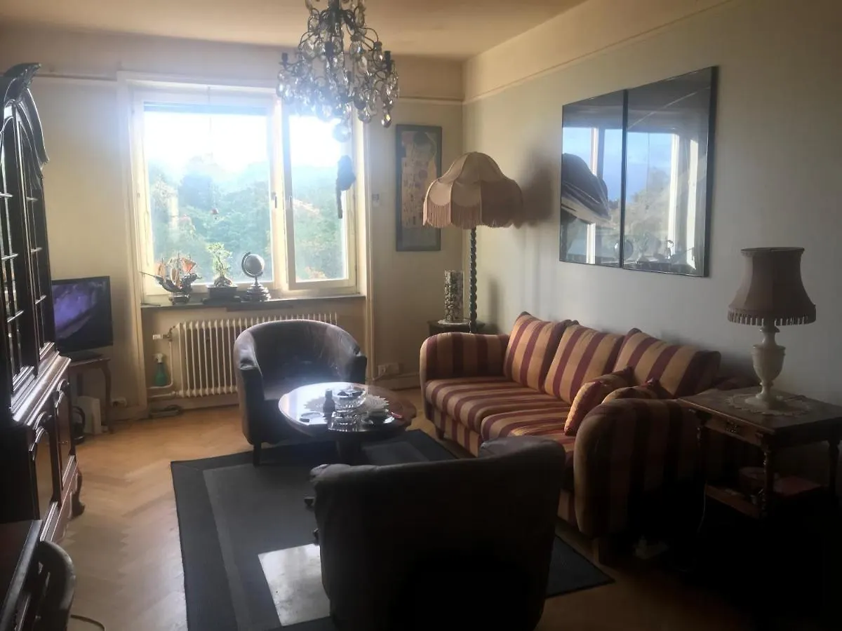 Bed & Breakfast Cosy B&B-Well Located- Directly At Globen Ericsson Stockholm